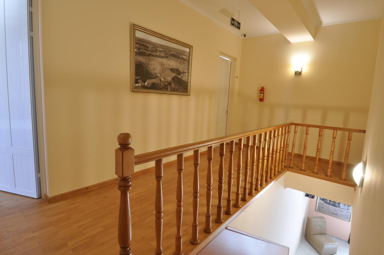 Albert House Hotel And Tours Erevan Exterior foto