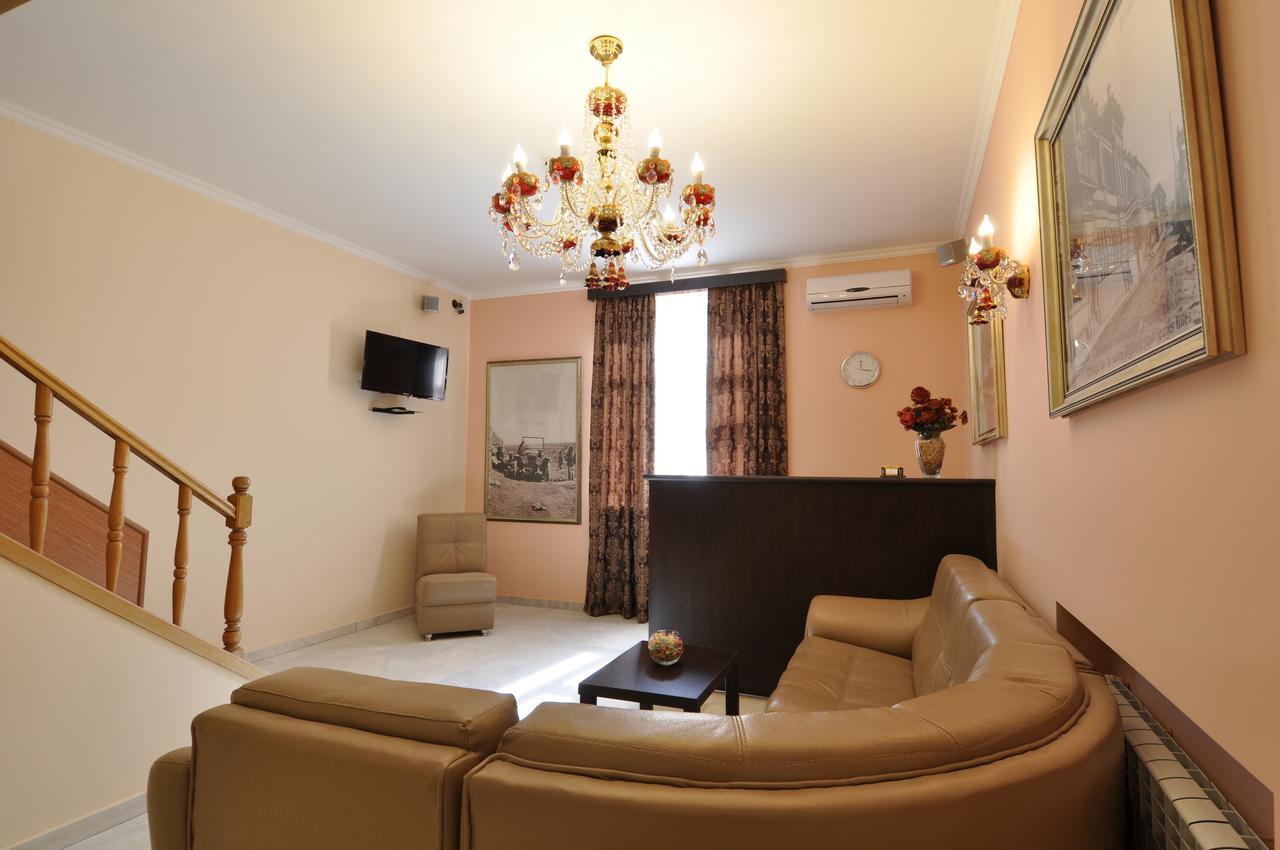 Albert House Hotel And Tours Erevan Exterior foto