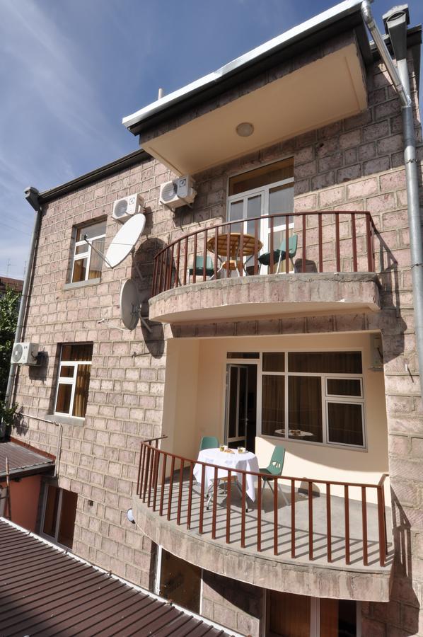 Albert House Hotel And Tours Erevan Exterior foto